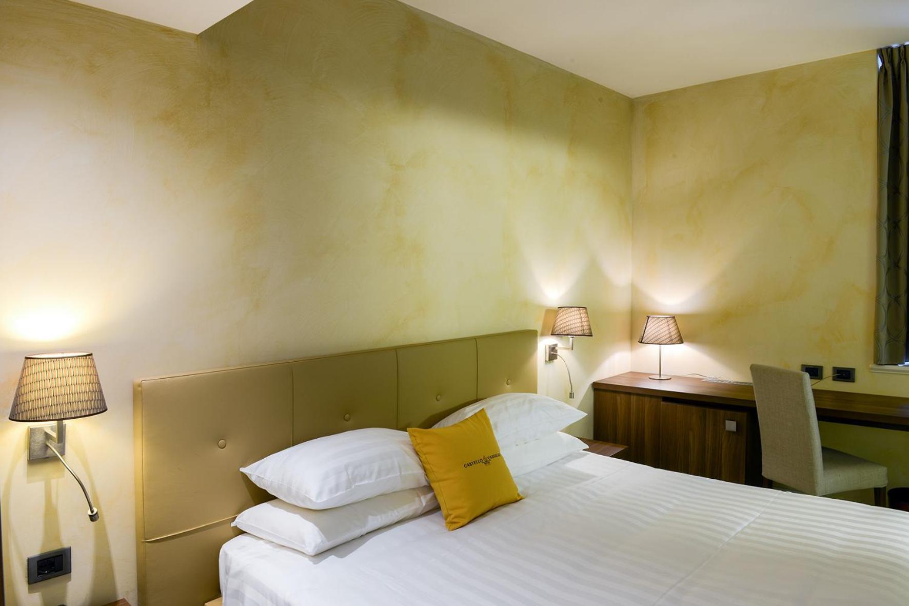 ארבה Relais & Spa Castello Di Casiglio חדר תמונה