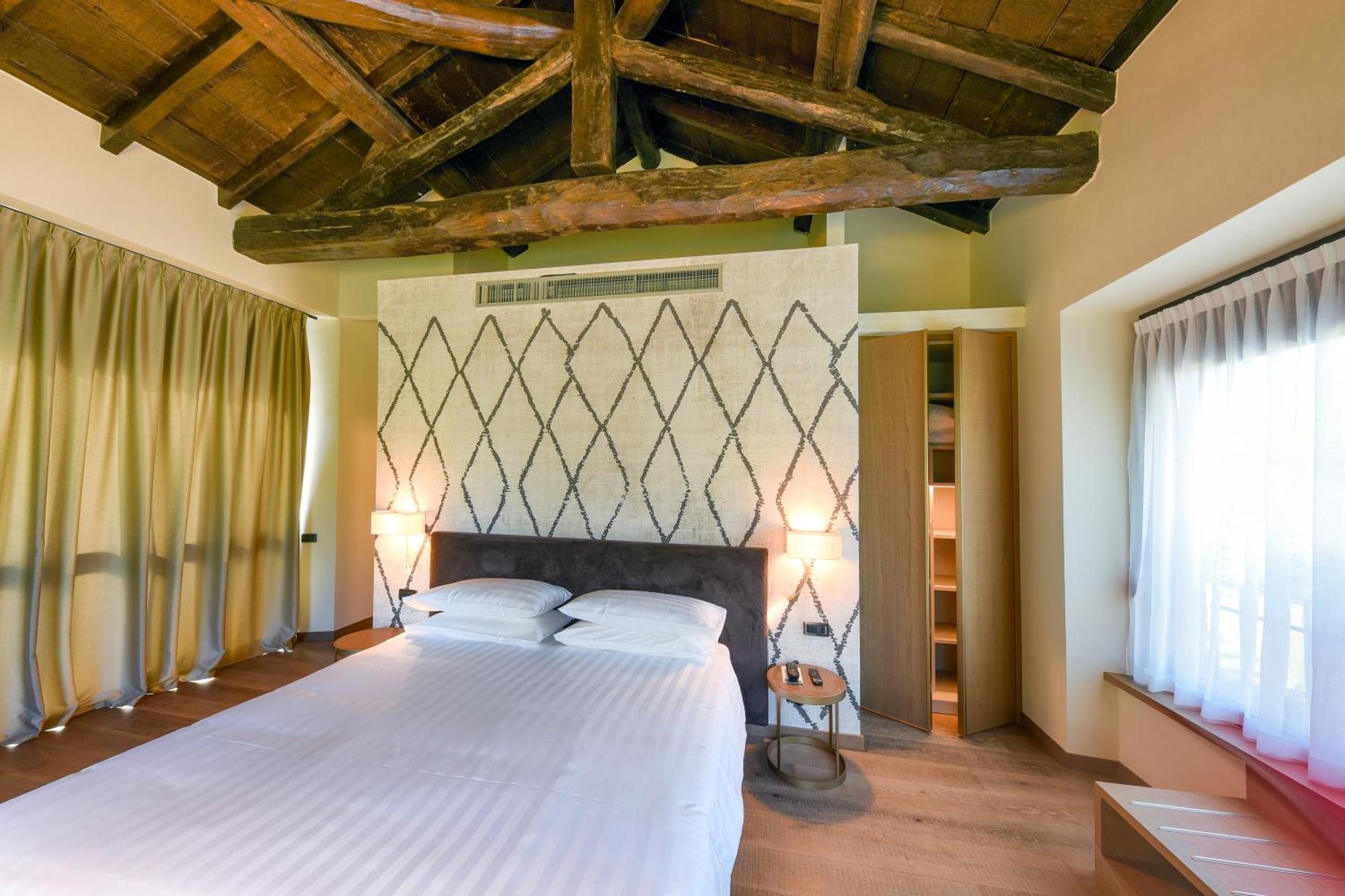ארבה Relais & Spa Castello Di Casiglio חדר תמונה